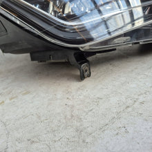 Load image into Gallery viewer, Frontscheinwerfer Seat Leon 5F1941008 Rechts Scheinwerfer Headlight SCH1538010696ha