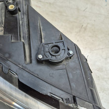 Load image into Gallery viewer, Frontscheinwerfer Seat Leon 5F1941008 Rechts Scheinwerfer Headlight SCH1538010696ha