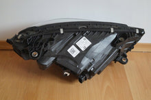 Laden Sie das Bild in den Galerie-Viewer, Frontscheinwerfer Mercedes-Benz A2149062700 Links Scheinwerfer Headlight SCH1557064381nh