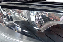Load image into Gallery viewer, Frontscheinwerfer Skoda Fabia III 6V1941016D Rechts Scheinwerfer Headlight SCH1563021042ip