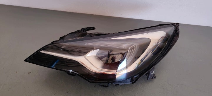 Frontscheinwerfer Opel Astra 39218025 Xenon Links Scheinwerfer Headlight SCH1572399010am