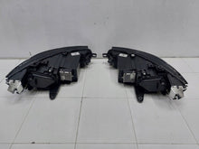 Laden Sie das Bild in den Galerie-Viewer, Frontscheinwerfer VW Passat 3J1941005 3J1941006 LED Ein Satz Headlight SCH1572567960my
