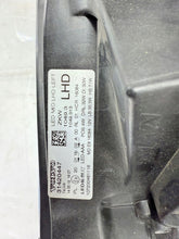 Laden Sie das Bild in den Galerie-Viewer, Frontscheinwerfer Volvo V40 31420447 Links Scheinwerfer Headlight SCH1576657262rb