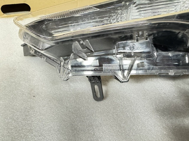 Frontscheinwerfer Toyota Corolla 16-183 Links Scheinwerfer Headlight SCH1579416194sm