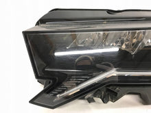 Laden Sie das Bild in den Galerie-Viewer, Frontscheinwerfer Skoda Octavia IV 5E4941009 Links Scheinwerfer Headlight SCH1582758669rb