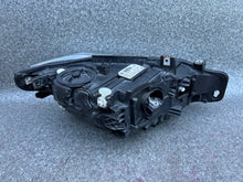 Laden Sie das Bild in den Galerie-Viewer, Frontscheinwerfer BMW 3 F30 F31 7498945 Links Scheinwerfer Headlight SCH1587659344bn