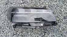 Laden Sie das Bild in den Galerie-Viewer, Frontscheinwerfer Peugeot Expert Traveller 9847208980 Rechts Headlight SCH1589788093ef