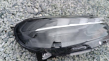 Laden Sie das Bild in den Galerie-Viewer, Frontscheinwerfer Peugeot Expert Traveller 9847208980 Rechts Headlight SCH1589788093ef