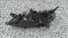 Laden Sie das Bild in den Galerie-Viewer, Frontscheinwerfer Peugeot Expert Traveller 9847208980 Rechts Headlight SCH1589788093ef