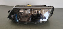 Laden Sie das Bild in den Galerie-Viewer, Frontscheinwerfer Skoda Octavia III 5E1941015B Xenon Links Headlight SCH1594447904sm
