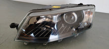 Laden Sie das Bild in den Galerie-Viewer, Frontscheinwerfer Skoda Octavia III 5E1941015B Xenon Links Headlight SCH1594447904sm