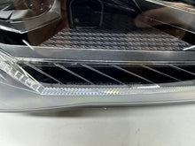 Laden Sie das Bild in den Galerie-Viewer, Frontscheinwerfer Skoda Superb I 3P1941016B Rechts Scheinwerfer Headlight SCH1601158989ub