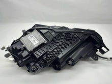 Laden Sie das Bild in den Galerie-Viewer, Frontscheinwerfer Skoda Superb I 3P1941016B Rechts Scheinwerfer Headlight SCH1601158989ub