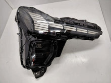 Laden Sie das Bild in den Galerie-Viewer, Frontscheinwerfer Volvo 32365801 Rechts Scheinwerfer Headlight SCH1601383301ln