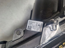 Load image into Gallery viewer, Frontscheinwerfer Toyota Corolla 81170-02X10 Links Scheinwerfer Headlight SCH1607036706vf
