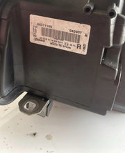 Laden Sie das Bild in den Galerie-Viewer, Frontscheinwerfer BMW E87 89311169 Xenon Rechts Scheinwerfer Headlight SCH1613361821fi