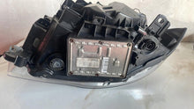 Laden Sie das Bild in den Galerie-Viewer, Frontscheinwerfer BMW E87 89311169 Xenon Rechts Scheinwerfer Headlight SCH1613361821fi