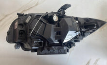 Laden Sie das Bild in den Galerie-Viewer, Frontscheinwerfer BMW E87 89311169 Xenon Rechts Scheinwerfer Headlight SCH1613361821fi
