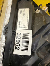 Load image into Gallery viewer, Frontscheinwerfer Volvo Xc60 31395899 Xenon Rechts Scheinwerfer Headlight SCH1622599821df