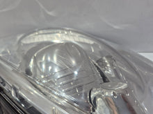 Laden Sie das Bild in den Galerie-Viewer, Frontscheinwerfer Mercedes-Benz W169 A1698207461 Xenon Rechts Headlight SCH1623209262fz