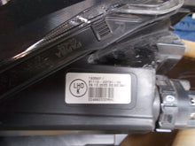 Load image into Gallery viewer, Frontscheinwerfer Toyota Corolla 81110-02T51 LED Rechts Scheinwerfer Headlight SCH1627057478bb