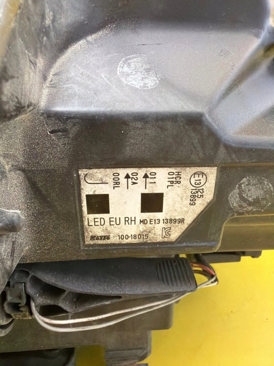 Frontscheinwerfer Nissan Qashqai II J11 100-18015 LED Rechts Headlight SCH1632651820nt
