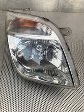 Laden Sie das Bild in den Galerie-Viewer, Frontscheinwerfer Ldv Maxus 04-09R Ein Stück (Rechts oder Links) Headlight SCH1633535852ga