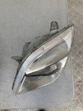 Laden Sie das Bild in den Galerie-Viewer, Frontscheinwerfer Ldv Maxus 04-09R Ein Stück (Rechts oder Links) Headlight SCH1633535852ga