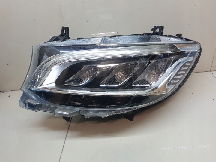 Frontscheinwerfer Mercedes-Benz Sprinter A9109065000 Links Headlight SCH1634405871pi