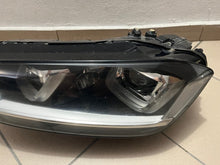 Laden Sie das Bild in den Galerie-Viewer, Frontscheinwerfer VW Golf Sportsvan I 517941033B LED Links Headlight SCH1634479316ge