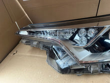 Load image into Gallery viewer, Frontscheinwerfer Toyota Chr 81150-F4030 Links Scheinwerfer Headlight SCH1642323972wh
