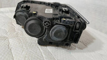Laden Sie das Bild in den Galerie-Viewer, Frontscheinwerfer VW Polo 2G1941006 Rechts Scheinwerfer Headlight SCH1643153671ju