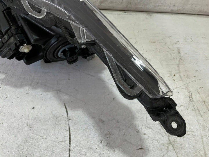 Frontscheinwerfer Toyota Corolla OYT27282 Rechts Scheinwerfer Headlight SCH1645428905pi