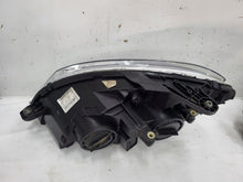 Laden Sie das Bild in den Galerie-Viewer, Frontscheinwerfer Mercedes-Benz W204 A2048208361 Ein Satz Scheinwerfer Headlight SCH1647744188pd