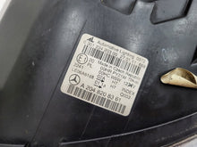 Laden Sie das Bild in den Galerie-Viewer, Frontscheinwerfer Mercedes-Benz W204 A2048208361 Ein Satz Scheinwerfer Headlight SCH1647744188pd