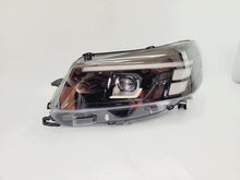Laden Sie das Bild in den Galerie-Viewer, Frontscheinwerfer Opel Vivaro C 9847209980 Links Scheinwerfer Headlight SCH1651884138pu