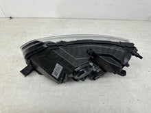 Load image into Gallery viewer, Frontscheinwerfer Skoda Rapid 5JB941018 Rechts Scheinwerfer Headlight SCH1658796632hc
