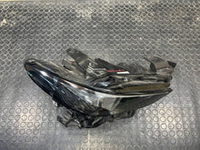 Load image into Gallery viewer, Frontscheinwerfer Mazda 3 Bp BCJH-51030 Rechts Scheinwerfer Headlight SCH1659634432kq