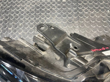 Load image into Gallery viewer, Frontscheinwerfer Mazda 3 Bp BCJH-51030 Rechts Scheinwerfer Headlight SCH1659634432kq