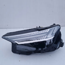 Laden Sie das Bild in den Galerie-Viewer, Frontscheinwerfer Audi E-Tron 89A841035 LED Links Scheinwerfer Headlight SCH1659873849sl