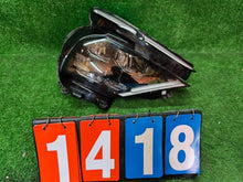 Laden Sie das Bild in den Galerie-Viewer, Frontscheinwerfer Citroën C3 III 9830649280 73243672 Rechts Headlight SCH1660598463kt