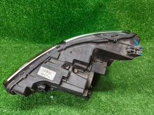 Laden Sie das Bild in den Galerie-Viewer, Frontscheinwerfer Citroën C3 III 9830649280 73243672 Rechts Headlight SCH1660598463kt