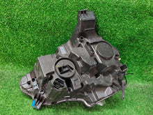 Laden Sie das Bild in den Galerie-Viewer, Frontscheinwerfer Citroën C3 III 9830649280 73243672 Rechts Headlight SCH1660598463kt