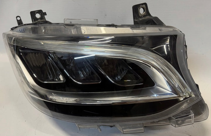 Frontscheinwerfer Mercedes-Benz Sprinter A9109067200 LED Rechts Headlight SCH1663250235mf