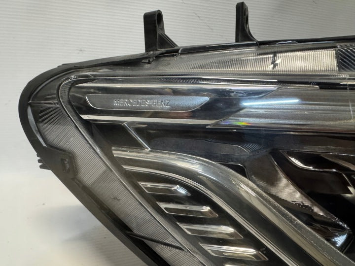Frontscheinwerfer Mercedes-Benz Sprinter A9109067200 LED Rechts Headlight SCH1663250235mf