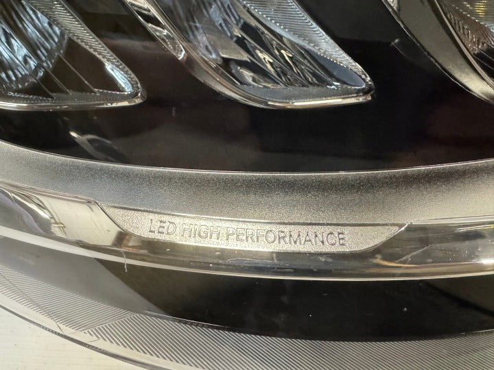 Frontscheinwerfer Mercedes-Benz Sprinter A9109067200 LED Rechts Headlight SCH1663250235mf
