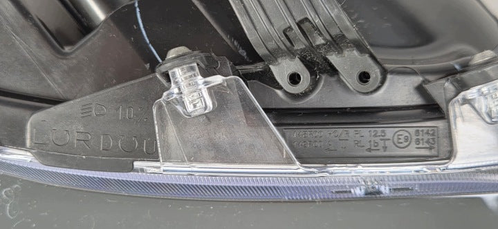 Frontscheinwerfer Toyota Corolla 81110-02X10 Full LED Rechts Headlight SCH1668058393rb