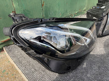 Laden Sie das Bild in den Galerie-Viewer, Frontscheinwerfer Mercedes-Benz W213 A2139068808 A2139068708 Ein Satz Headlight SCH1668982936yy