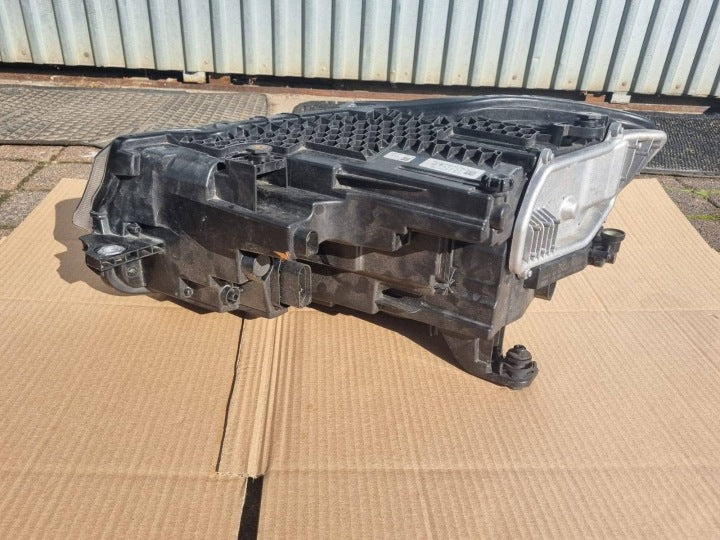 Frontscheinwerfer VW Caddy 2K8941036AA Rechts Scheinwerfer Headlight SCH1674193307vm