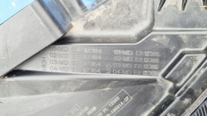 Frontscheinwerfer Ford Focus 00229242 0022631 NX7B13014CF Rechts Headlight SCH1679519992sv
